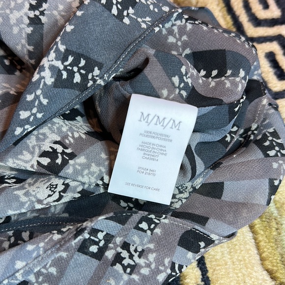 CABI Graph (3451) sleeveless top - Picture 8 of 8